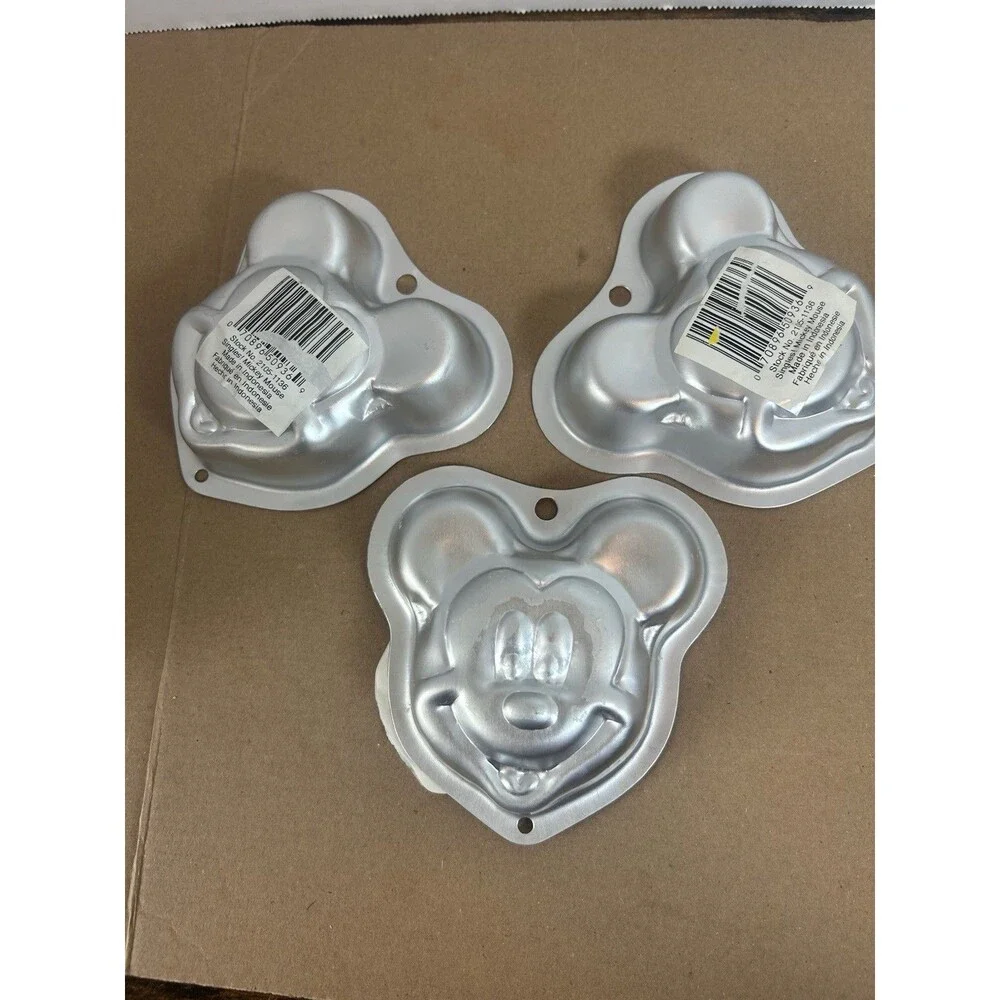 Vintage 1998 Disney Mickey Mouse Mini Cake Pan Jello Mold Set of 3 Wilton Ind.